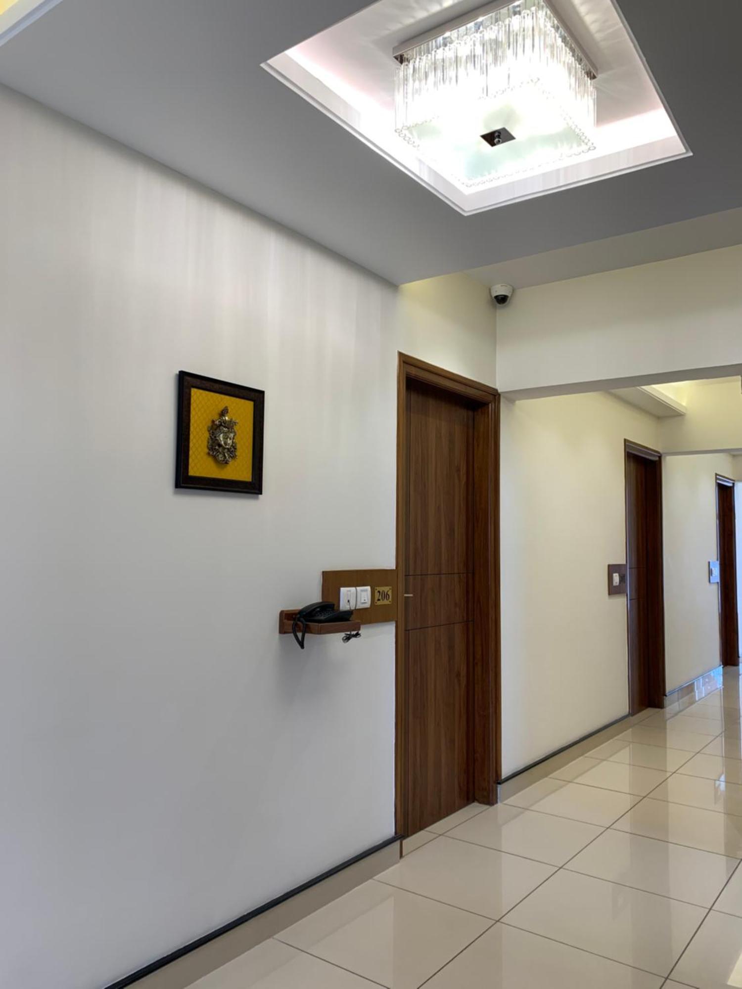 Hotel Jesta Residency Hassan Esterno foto